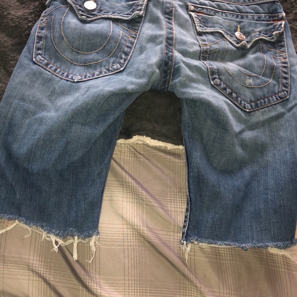 True shorts sz 30